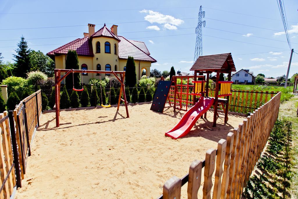Dwa Bratanki Hotel Rzeszów Buitenkant foto